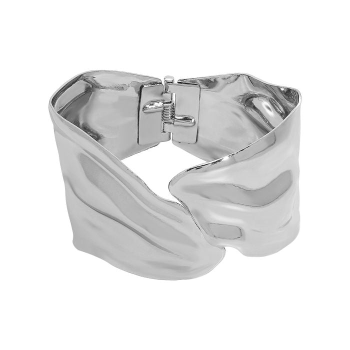 Chunky Wavy Cuff Bracelet "Silver"