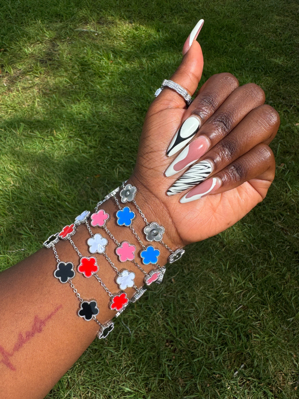 Ms.Clove Bracelets "Silver"