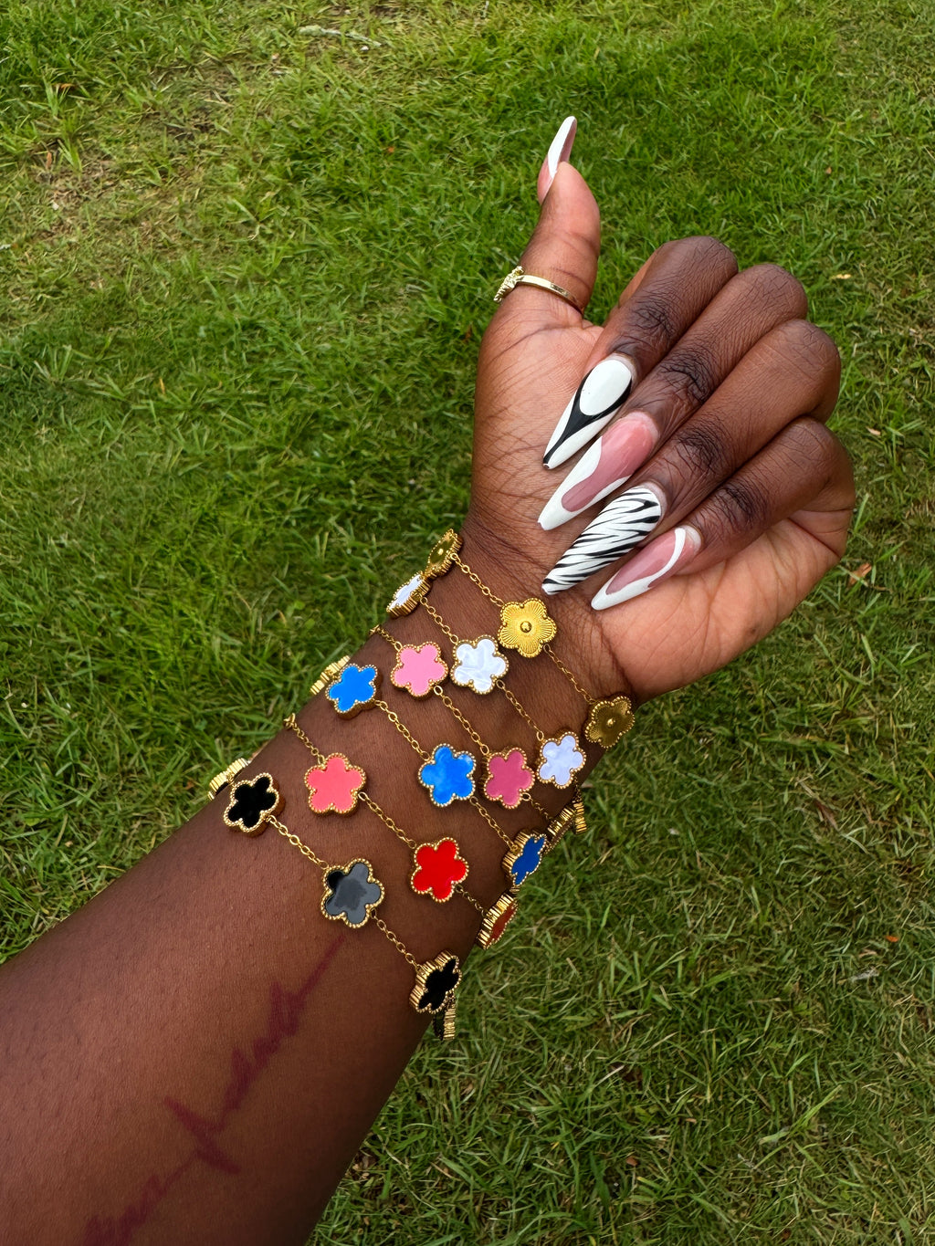 Ms.Clove Bracelets "Gold"